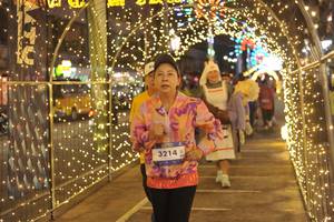 BIB: 3214
                            <button type="button" onclick="openModal(26274537)" class="btn btn-primary btn-sm float-right btn-popup" data-toggle="modal" data-target=".modal-high-quality">
                        <i class="fas fa-shopping-cart"></i> Add to Cart
                    </button>
                                            <button type="button" onclick="isThisMe(26274537, true)" class="btn btn-success btn-sm float-right btn-popup btn-isme hidden" data-toggle="tooltip" data-placement="bottom" title="นี่คือรูปของคุณใช่ไหม คลิกที่นี่เพื่อเอาเข้าอัลบั้ม">
                        <i class="fas fa-plus"></i> Add to album
                    </button>
                    <button type="button" onclick="isThisMe(26274537, false)" class="btn btn-warning btn-sm float-right btn-popup btn-isnotme hidden">
                        <i class="fas fa-ban"></i> Remove from album
                    </button>